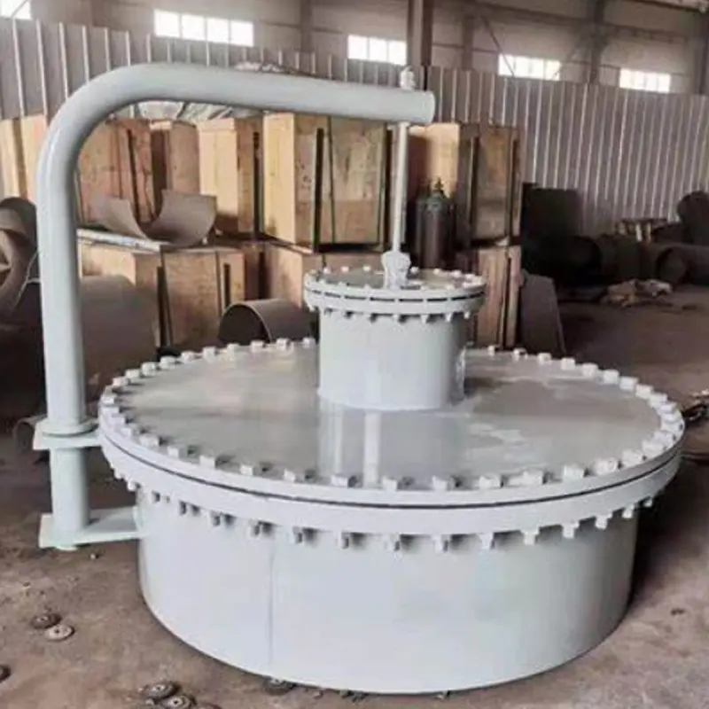 Manhole4.jpg
